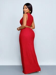 SOLERSUN 大码女式连衣裙，纯色纹理面料，红色高开衩长裙，腰部镂空并饰有打结细节，适合浪漫场合、情人节、派对、音乐节、圣诞节等。图案包括雪花、雪人、姜饼人、驯鹿、拐杖糖，充满圣诞、秋冬等风格。 - 紅色 - 查看 2