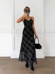 SHEIN 少女格子无袖休闲连衣裙，简约格纹吊带连衣裙，复古百搭轻盈假日风格