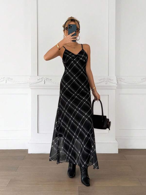 SHEIN Teenager Mädchen kariertes ärmelloses Lässig Kleid, minimalistisches kariertes Trägerkleid, vielseitiger leichter Urlaubsstil im Vintage-Look