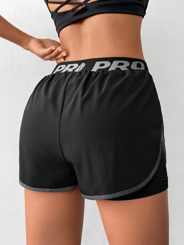 Easithlete 女士基本款瑜伽短裤，简约二合一设计 - 黑色 - 查看 2