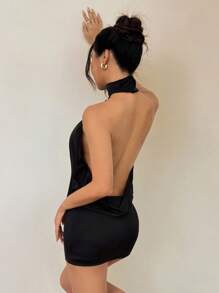 SHEIN PETITE Elegant Sleeveless Black Mini Dress With Ruched Detail And Cold Shoulder Style Halter Neck Dress Black Dress Halter Top Black Halter Dress,Black Dresses Classy Elegant ,Party Dress - Black - View 3