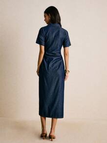 Poéselle 新款女式牛仔连衣裙短袖前襟收腰紧身长裙深蓝色连衣裙秋季女士连衣裙返校万圣节服装女教师连衣裙婚礼宾客连衣裙女式商务休闲装女式约会夜装 - 深色水洗藍 - 查看 3