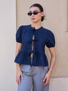 Andrea Bello 奇趣蝴蝶结泡泡袖上衣