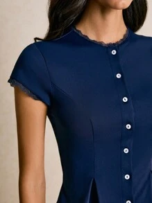 Poéselle 女式针织上衣纽扣闭合蕾丝花边女式圆领短袖单排扣时尚上衣，纯色夏季上衣夏装夏季女装外出上衣夏季 - 藏蓝色 - 查看 5