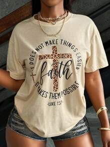 Rovax Camiseta gráfica con estampado de leopardo y eslogan para mujer - Beis - Ver 1