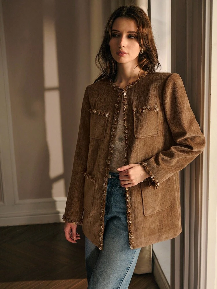 CONTRAST TRIM POCKET COAT