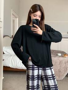 少女 2 件套黑色家居服套装，纯色格子 T 恤上衣和格子及踝长裤，休闲家居睡衣，圆领，舒适时尚，适合春秋季节，休闲家居 - 黑與白 - 查看 6