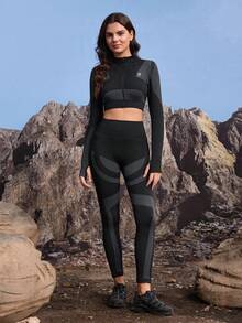 In My Nature 2 件女士休闲套装：长袖上衣和紧身裤健身套装