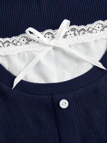 SHEIN Girlism Camiseta de manga corta con cuello en U, decoración de lazo y bloqueo de color, dulce y linda para adolescentes, verano