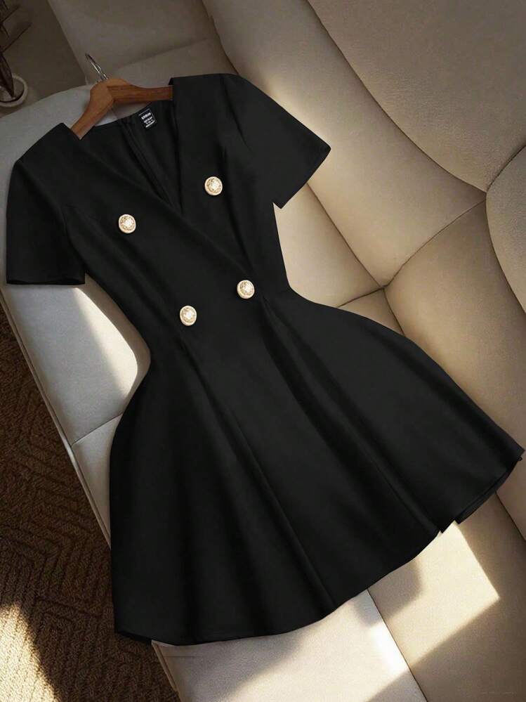 SHEIN Franclia Women's Solid Color Minimalist Casual Short Sleeve V-Neck Dress Summer Dress Clothes For University - Black - View 1