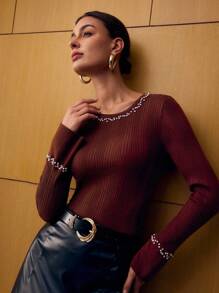 MOTF PREMIUM 仿珍珠和水钻装饰修身针织套头衫秋冬款