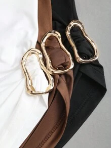 Sweetra Nouveau ensemble de blouse femme printemps/été asymétrique avec col asymétrique, boucle métallique décorative sur une seule épaule, convient pour les vacances à la plage