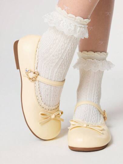 Kawaii Women's White Loafers, Closed Toe Mary Jane Shoes, Bow Lace Lolita Shoes, Ballet Flats