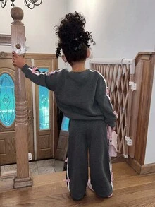 SHEIN 2 件套年轻女孩拼色蝴蝶结运动衫和紧身裤套装，休闲日常百搭时尚 - 黑色 - 查看 3
