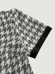 SHEIN MOD Váy ôm sát cổ xoắn kẻ caro cổ điển cỡ lớn dành cho nữ, thích hợp cho ngày tựu trường, tiệc tùng, sinh nhật, đi làm, có nơ trang trí, váy dự tiệc cưới cho nữ, váy họa tiết răng sói, váy vải tuýt, váy công sở cho nữ, quần áo mùa thu, quần áo mùa thu, thanh lịch, sang trọng - Đen và trắng - Xem 4