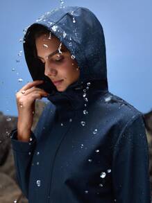 In My Nature 女士休闲纯色简约双口袋连帽户外风衣 - 藏蓝色 - 查看 2