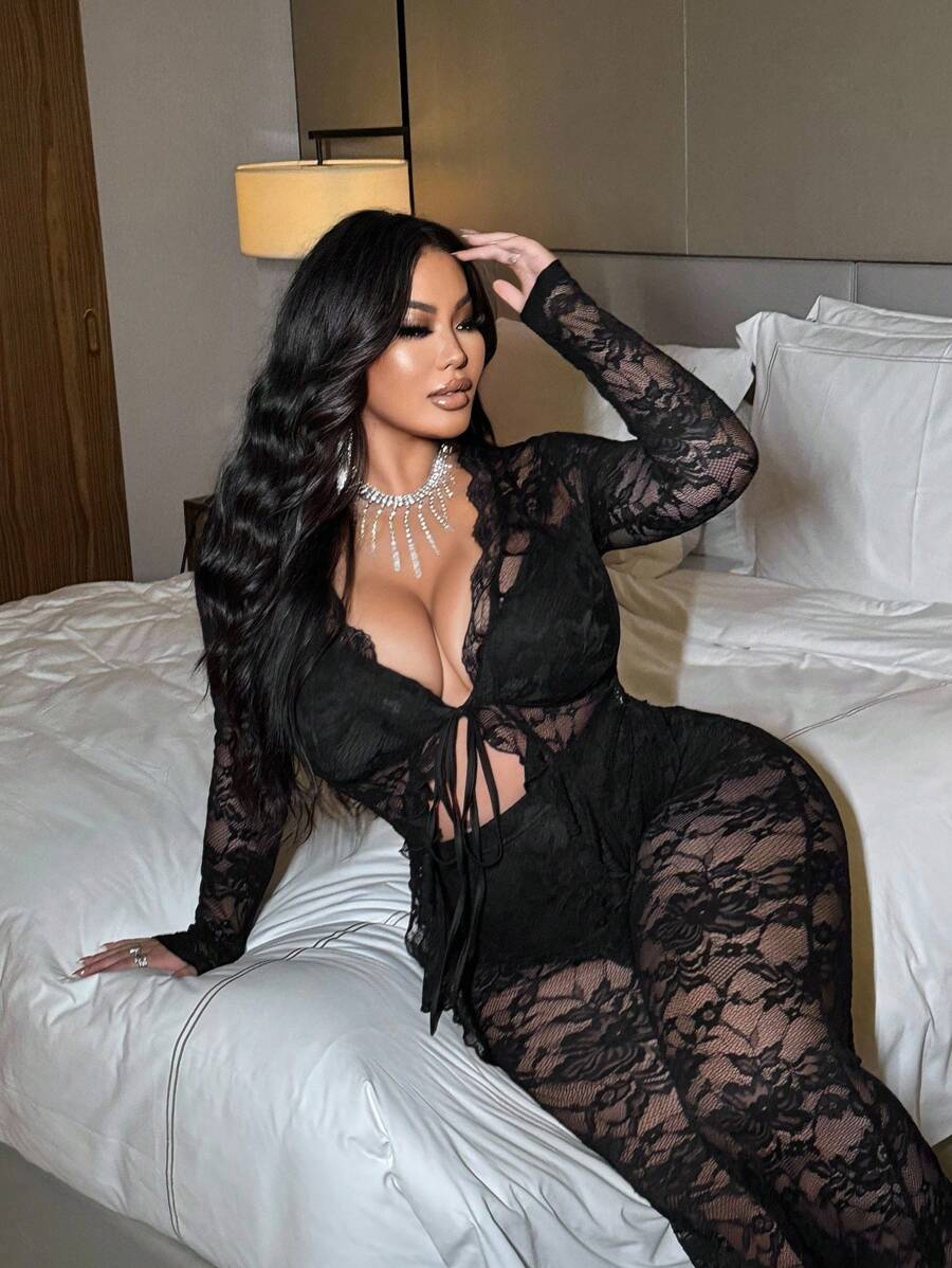 NU&NOW 加大码长袖蕾丝边优雅性感两件套 - 黑色 - 查看 1