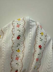 CottageSlumber CottageSlumber فستان نوم طويل كاجوال للنساء، تصميم طباعة زهور صغيرة كرتونية مع تريم من الدانتيل على الياقة