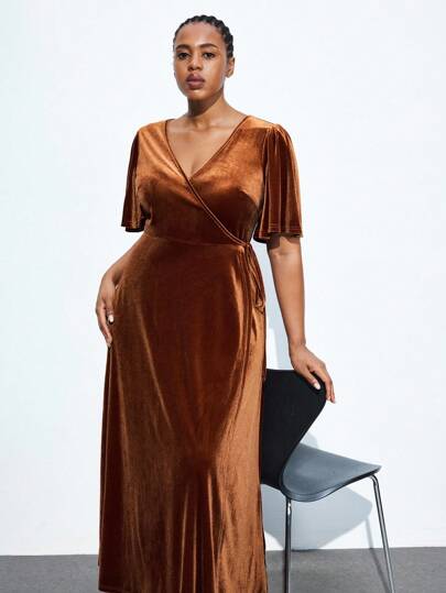 Maija 大码纯棕色裹身式交叉前开衩下摆连衣裙，短袖荷叶边袖天鹅绒连衣裙，优雅派对装，毕业装，女教师制服，休闲商务装，大码女士约会晚礼服，大码女士商务休闲装