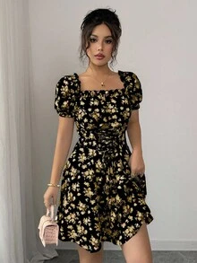 Rafferiza 女式碎花方领泡泡袖荷叶边腰带中长连衣裙