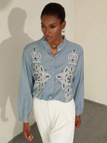 Aveloria Modichic 休闲风格刺绣法式优雅长袖女式衬衫 - 淺藍色 - 查看 1