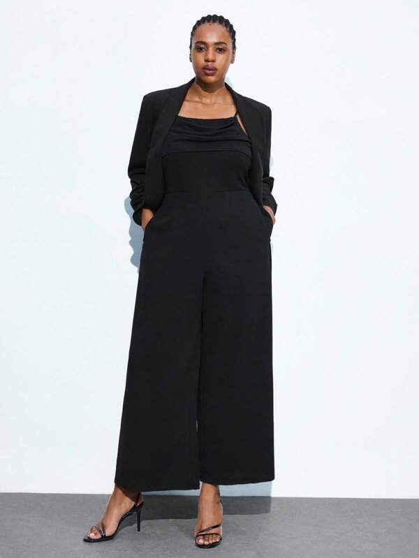 Maija 大码黑色无袖褶皱前开阔腿连体裤，舒适、时尚、优雅、休闲、简约日常穿着，纯色度假休闲