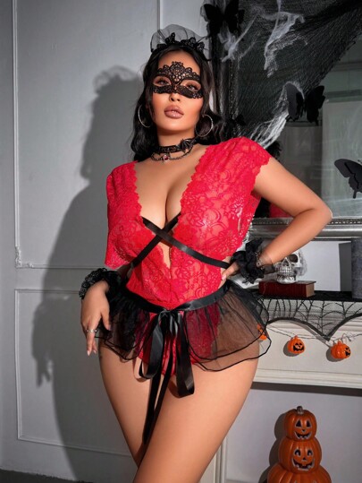 SHEIN 6pcs Plus Size Lace Wireless Sexy Lingerie Set, For Halloween