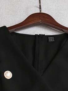 SHEIN Franclia 女士纯色简约休闲短袖V领连衣裙 夏季大学校园服装 - 黑色 - 查看 4
