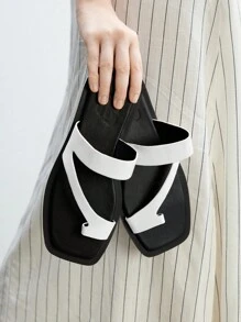 CUCCOO BIZCHIC 女士舒适休闲平底凉鞋，方头一脚蹬露趾拖鞋 - 白色 - 查看 1