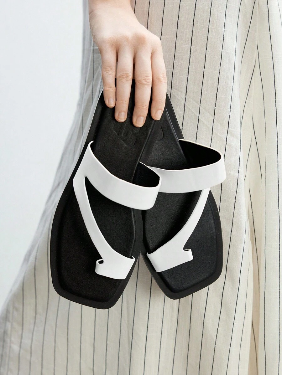 CUCCOO BIZCHIC 女士舒适休闲平底凉鞋，方头一脚蹬露趾拖鞋 - 白色 - 查看 1