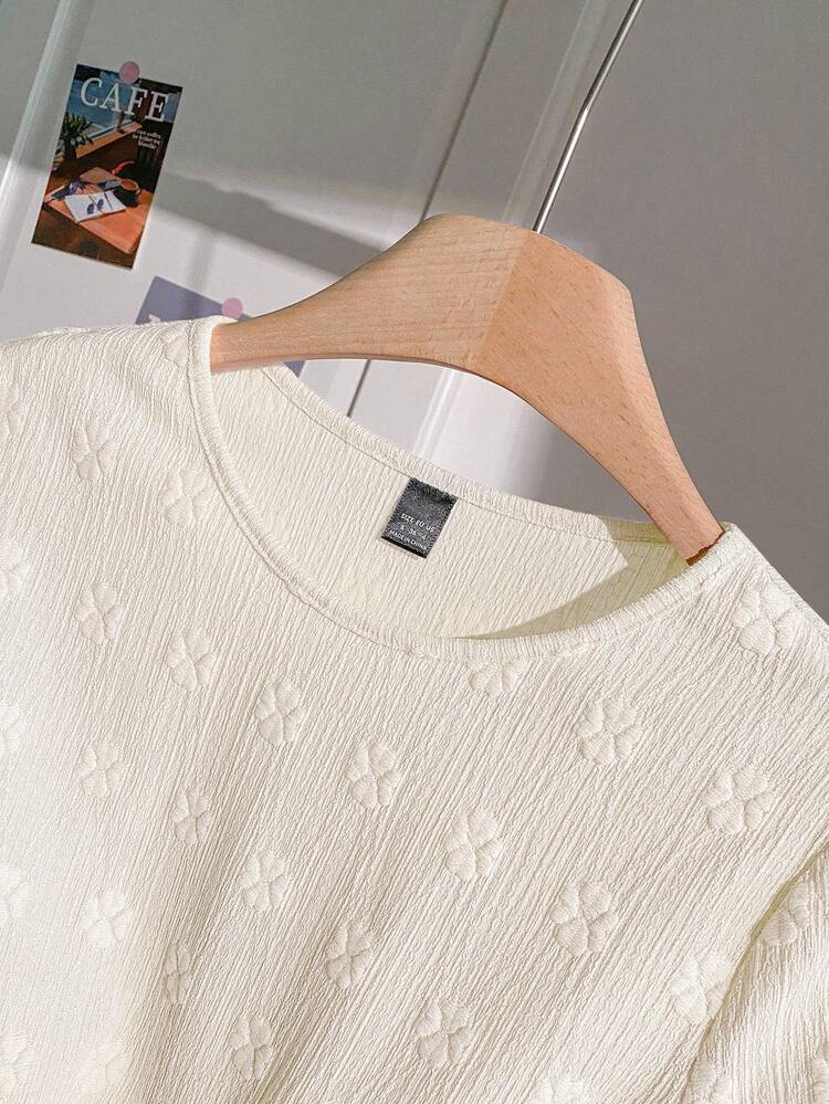 SHEIN LUNE Women's Textured Solid Color Tie Front Round Neck Short Sleeve T-Shirt Tie Front Crop Top Summer Tops Short Sleeve Tops Eyelet Top Cute Tops,Casual - Apricot - View 4