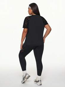 Easithlete Women's Plus Size Mesh Patchwork Short Sleeve Top And Leggings Sports Suit Plus Size Workout Set