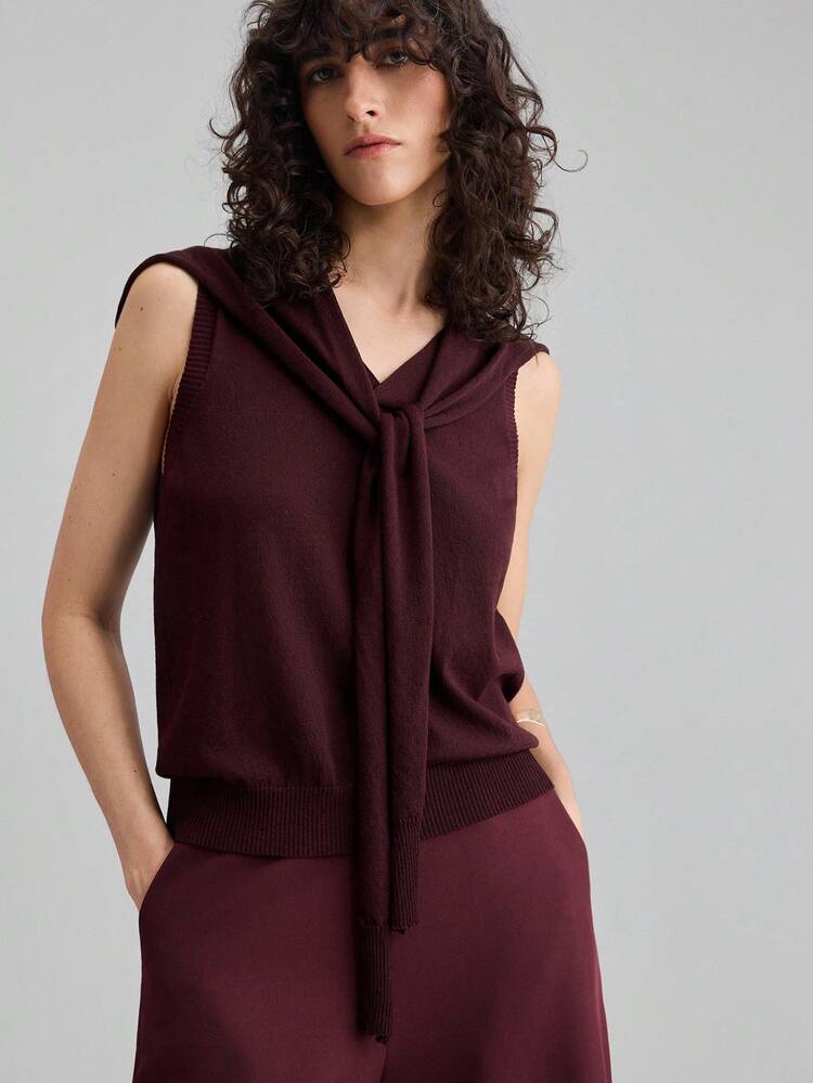 Elegant Style, Minimalist Design, Wine Red, Knitted Shawl, V-Neck Sleeveless Knit, Knit 2 In 1, Fitted Silhouette, Women's Knit Two Pieces Set, Women's Knit Top, Autumn Clothing, Everyday Wear, Casual Wear, Business Casual Burgundy Purple Christmas Modern Urban Casual Fashion Business Casual Women's Office Wear Low-Key Old Money Style Effortless Temperament High-End Urban Commuting High-Quality Airport Women's Wear High-End Material