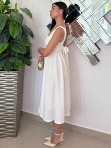 Andrea Bello Đầm suông không tay cổ tim buộc dây sau lưng cho nữ - trắng - Xem 6