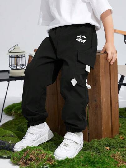 SHEIN Tween Boys Casual Graphic Print Loose Fit Cargo Pants With Pockets, Suitable For Commuting, School, Daily Casual, Travel, Sports In Spring, Summer, Autumn, Winter Black Cargo Pants