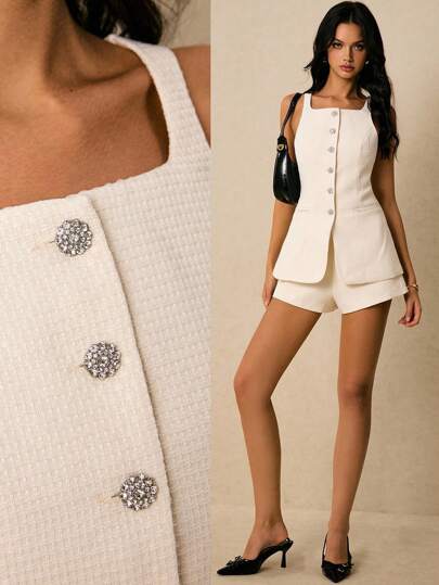 Poéselle 白色粗花呢两件套西装，饰以水钻纽扣，全白派对套装，精致优雅；两件套女士编织单排扣背心和短裤休闲套装，简约时尚，复古富贵风格，适合日常穿着、外出、通勤、度假、秋季女装、约会、派对、宴会等场合。