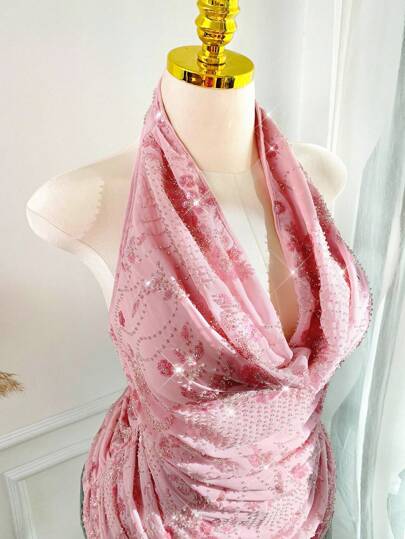 SHEIN EZwear Plus Size Women Floral Beaded Draped Neck Fashionable Sleeveless Top