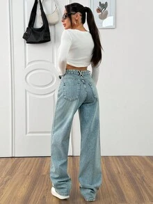 EURMUSE Stylish Women's Denim Straight Leg Jeans In Medium Wash With Zipper Detail And Plain Pattern Long For Casual Outfits - Medium Wash - View 2