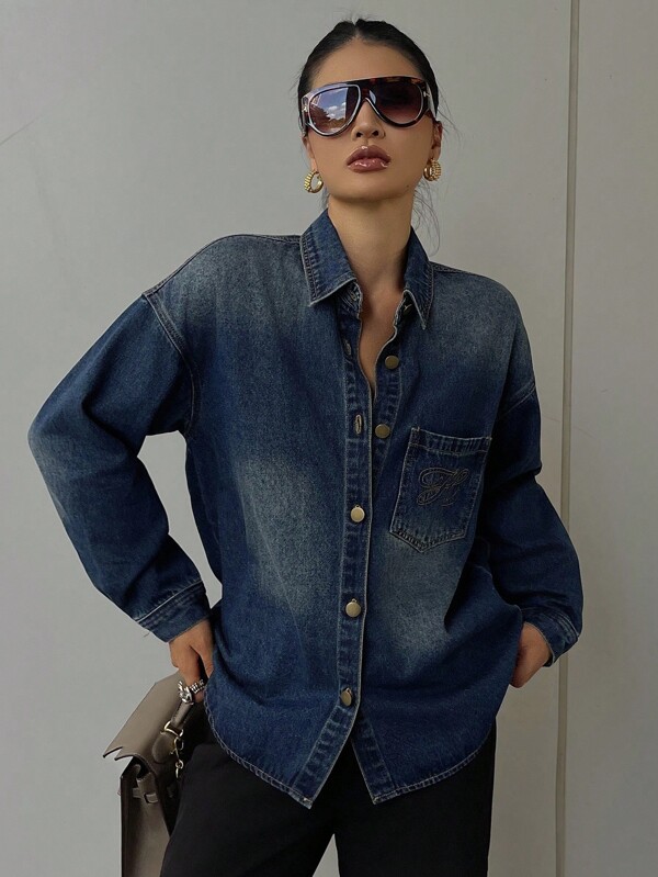 DAZY Camisa de mezclilla vintage para mujer, blusa/chaqueta de manga larga de corte holgado con diseño bordado, blusas casuales