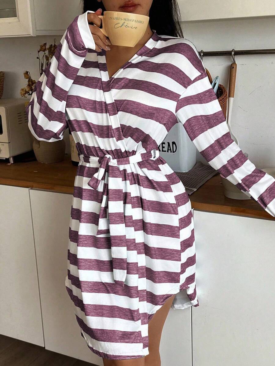 SHEIN Plus Size Comfortable Striped Print Robe, Fall & Winter Cozy And Elegant Details - Purple - View 1