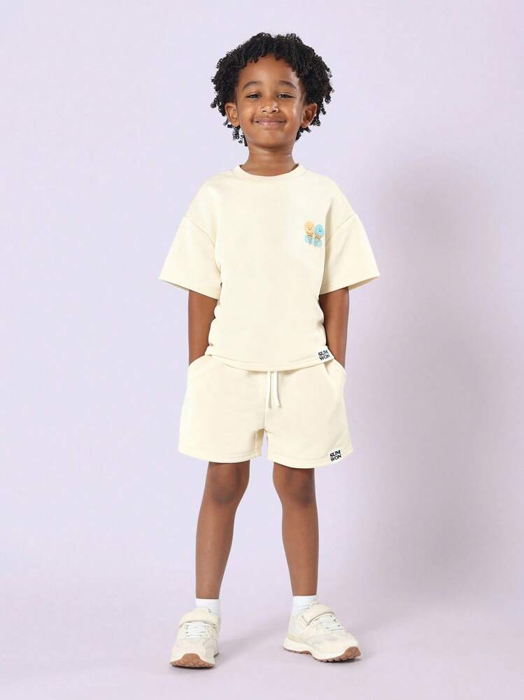 SUMWON 清凉清新冰淇淋印花夏季套装抽绳短裤搭配服装休闲沙滩度假T恤短款套装 - 黃色 - 查看 2