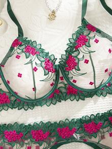 SHEIN 3 件套加大码网眼刺绣内衣套装，带钢圈（无吊袜带）