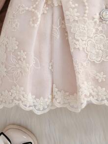 Souflis Souflis Baby Girls' 3D Bow Floral Mesh Furry Collar A-Line Long Sleeve Woolen Coat. Decorated With 3D Bow And Floral Mesh, Elegant And Refined. Paired With Furry Collar And Classic A-Line Long Sleeve Silhouette, Fashionable And Generous. Whether To Play Or Attending Family Gatherings, The Baby Can Be The Most Shining Presence. Fall Winter - Apricot - View 7