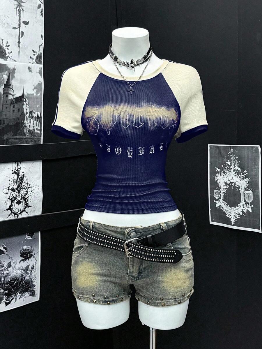 EgrlEra Áo thun cổ tròn họa tiết đồ họa phong cách retro Street Chic dành cho nữ - Nhiều màu - Xem 1