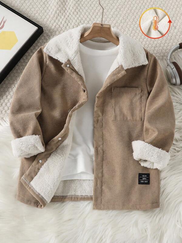 超大码男童休闲灯芯绒口袋贴片米色衬衫领夹克，宽松舒适，适合秋季、春季、夏季，适合日常穿着、通勤、户外、运动、学校、街头服饰、派对和拍照