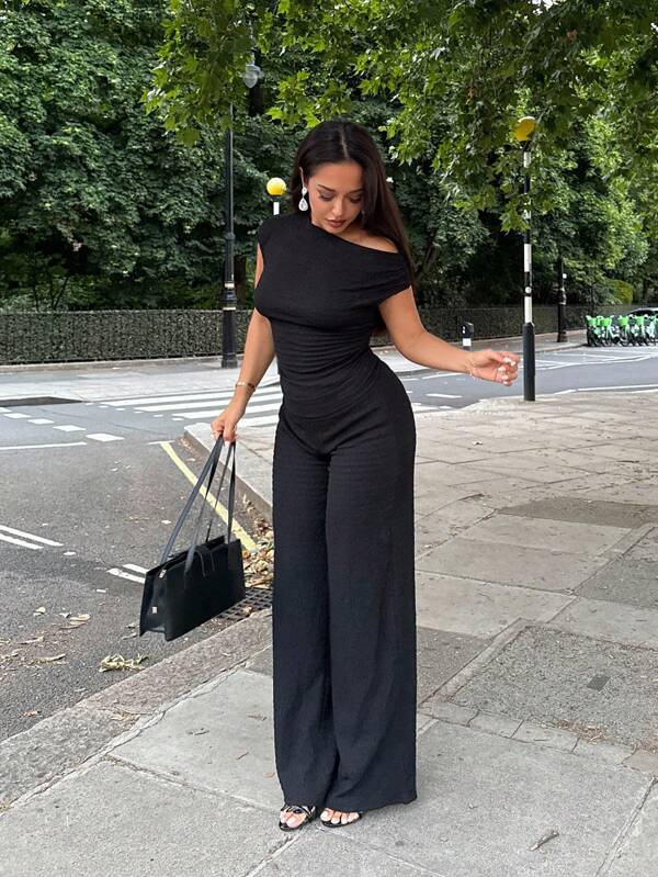 NegzBox White Stretch Texture Asymmetric Collar Top And Wide-Leg Pants With Elastic Waistband Pants Women's Two Pieces Set Casual Everyday, Elegant For All Seasons,Business Casual Woman