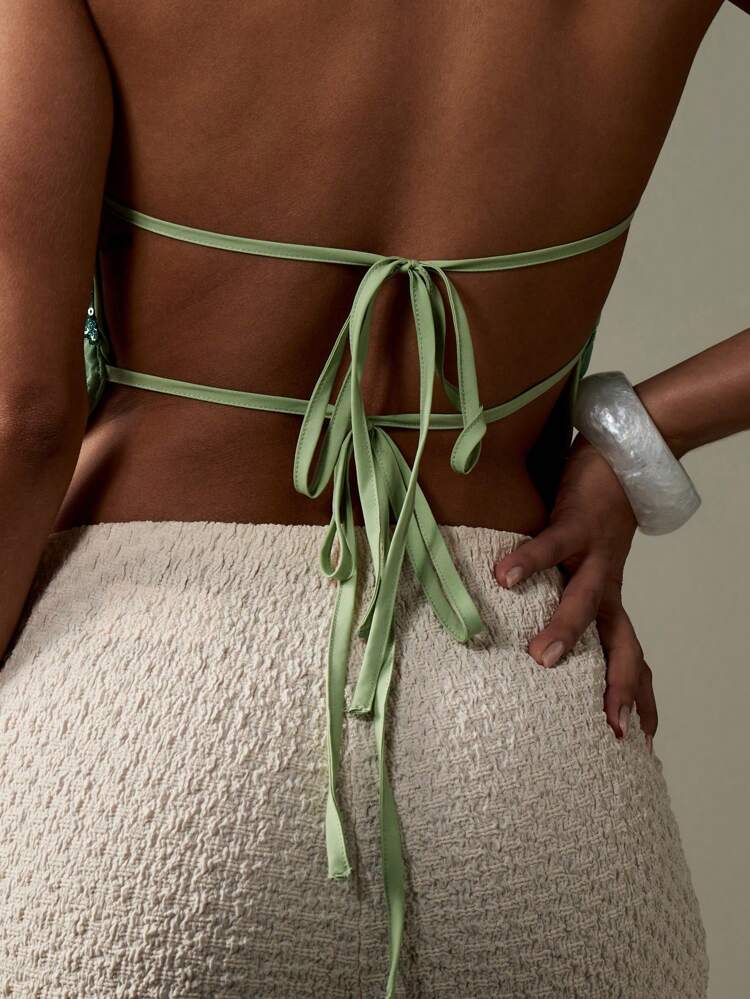 MISSGUIDED スパンコール装飾 深Vネック ホルターネック バックレス サマーフェスティバル ナイトアウト パーティー イブニングトップ
