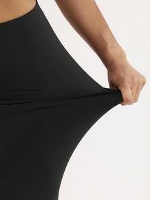 Silquee 魔力系列纯灰色宽领无袖吊带背心，休闲修身，性感女式背心+加长裙，基本款，柔软弹力亲肤面料，零压力塑身衣，双层设计，特殊拼布工艺，国际认证安全 - 黑色 - 查看 5