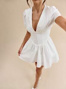 SHEIN BAE 白色纯色性感深V领短袖修身公主迷你连衣裙，夏季连衣裙，优雅连衣裙，白色连衣裙，毕业/返校连衣裙 - 白色 - 查看 7