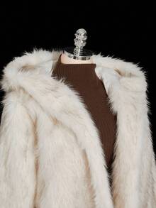 SHEIN ICON 加大码白色仿毛兔耳连帽蓬松大衣，甜美 Y2K 风格 - 白色 - 查看 6